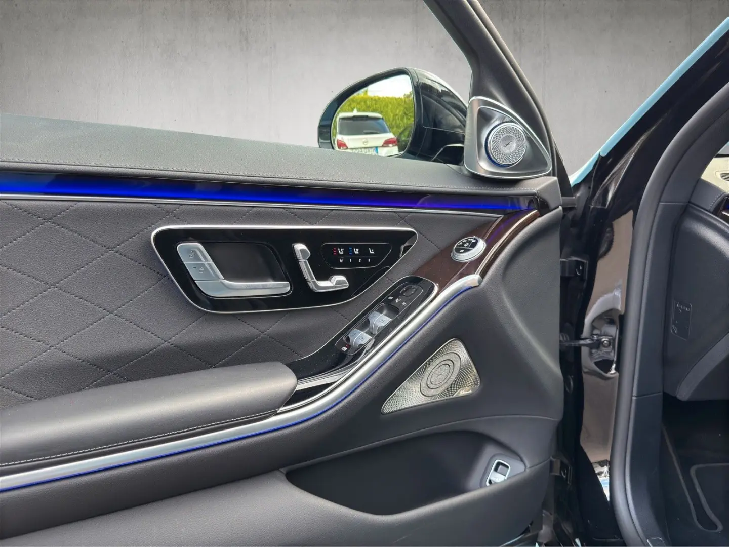 S 350d 4Matic 22 Brabus Fond-TV Burm.4D Massage