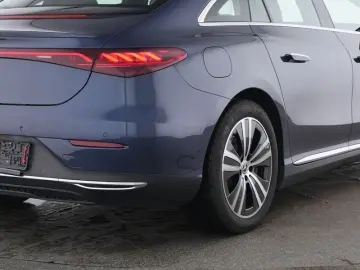 EQE 300 Electric Art Advanced Plus WinterPaket !