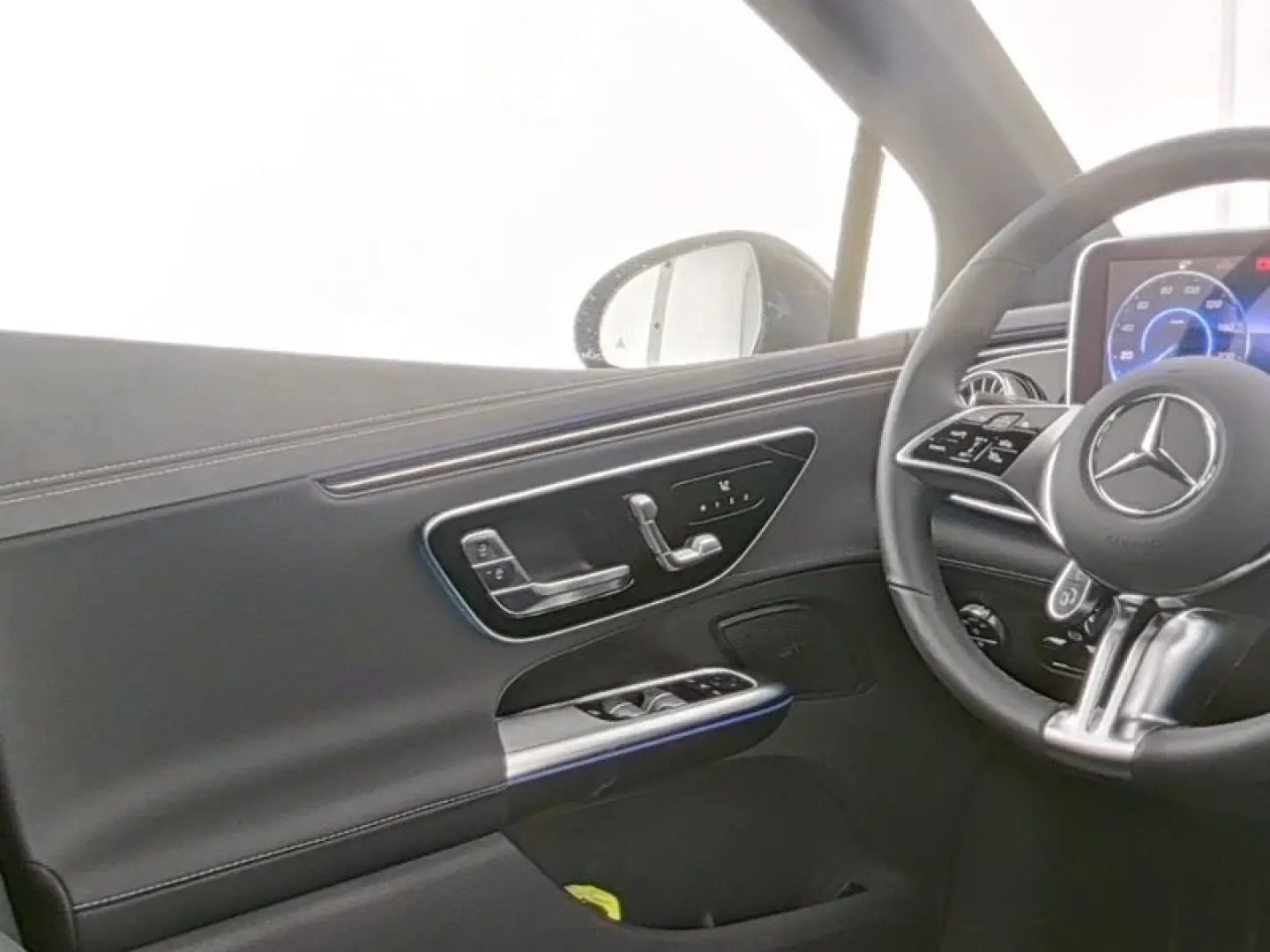 EQE 300 Electric Art Advanced Plus WinterPaket !