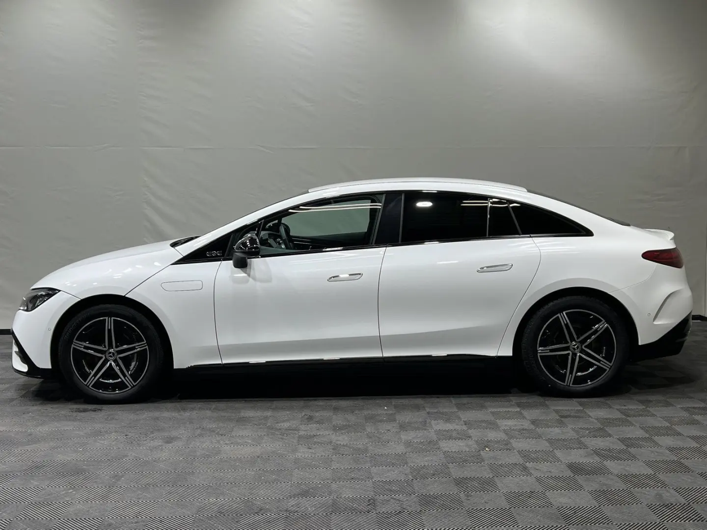 EQE 300 AMG Advanced Plus Night AHK Service !!!