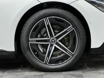 EQE 300 AMG Advanced Plus Night AHK Service !!!