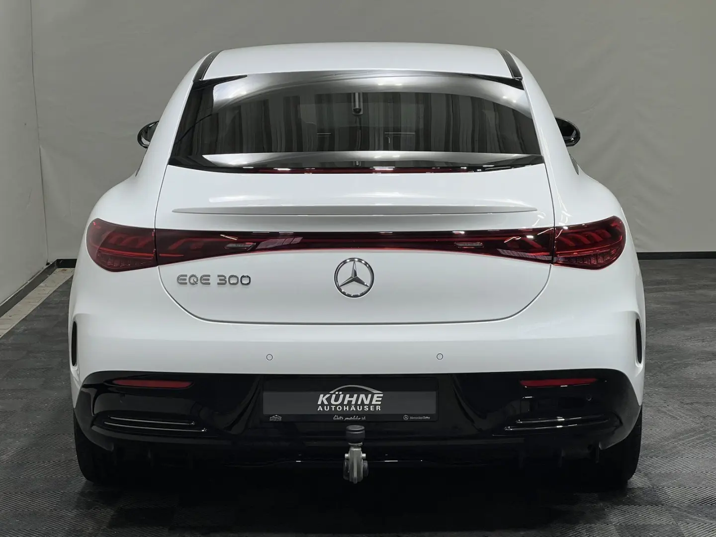 EQE 300 AMG Advanced Plus Night AHK Service !!!