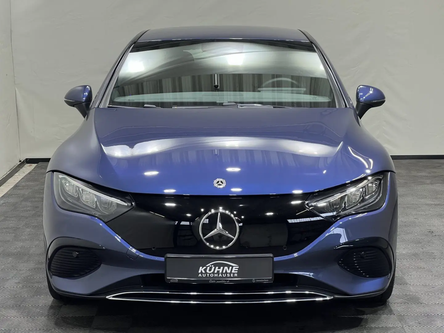 EQE 300 Electric Art Advanced Memory ServiceCare