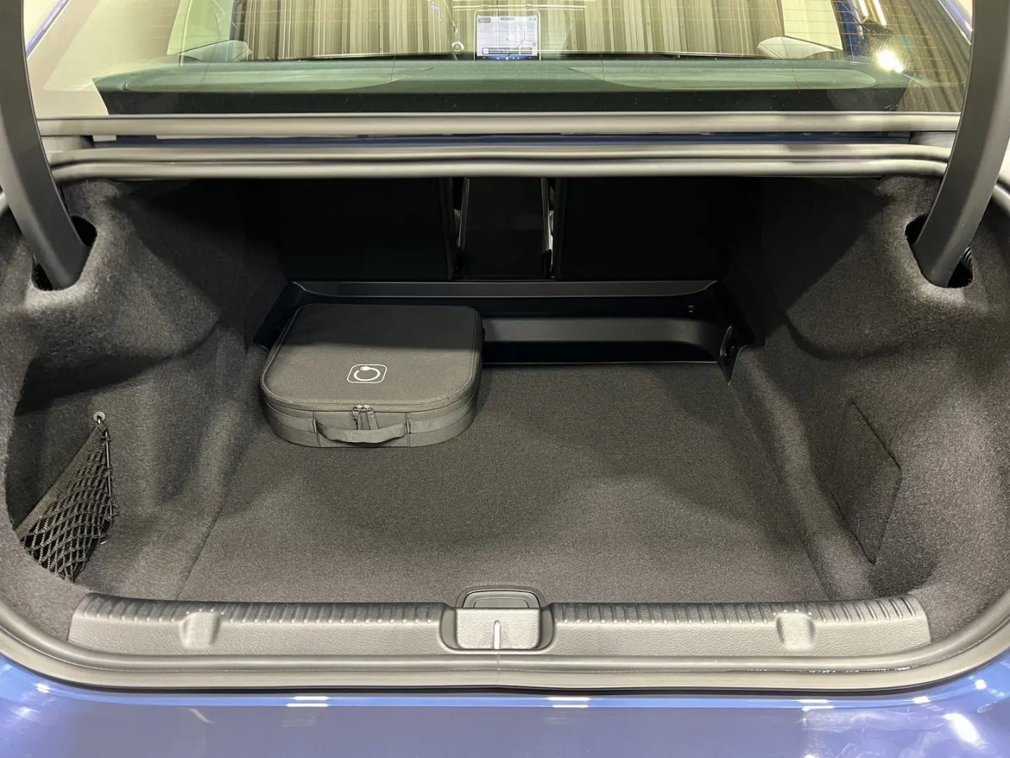 EQE 300 Electric Art Advanced Memory ServiceCare