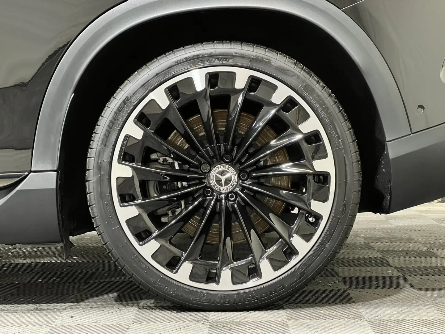 EQE 350 4M AMG Premium Night AIRMATIC HA10  22