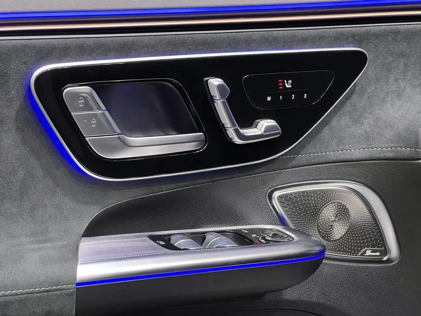 EQE 350 AMG Night Airmatic Distr. Burm3D HeadUp