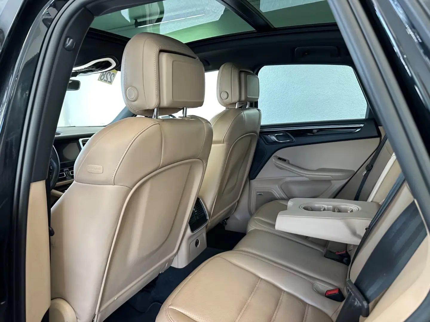 Porsche Macan S PANO Kamera BOSE Spur