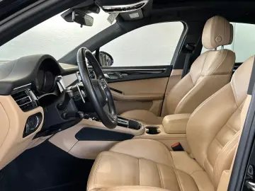 Porsche Macan S PANO Kamera BOSE Spur