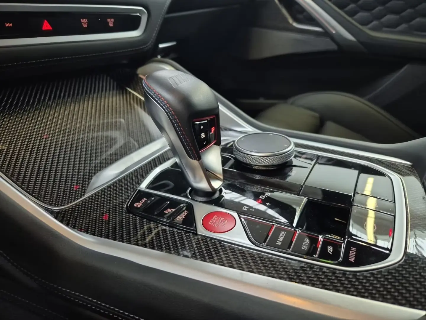 BMW X6 M Competiție Harman Kardon