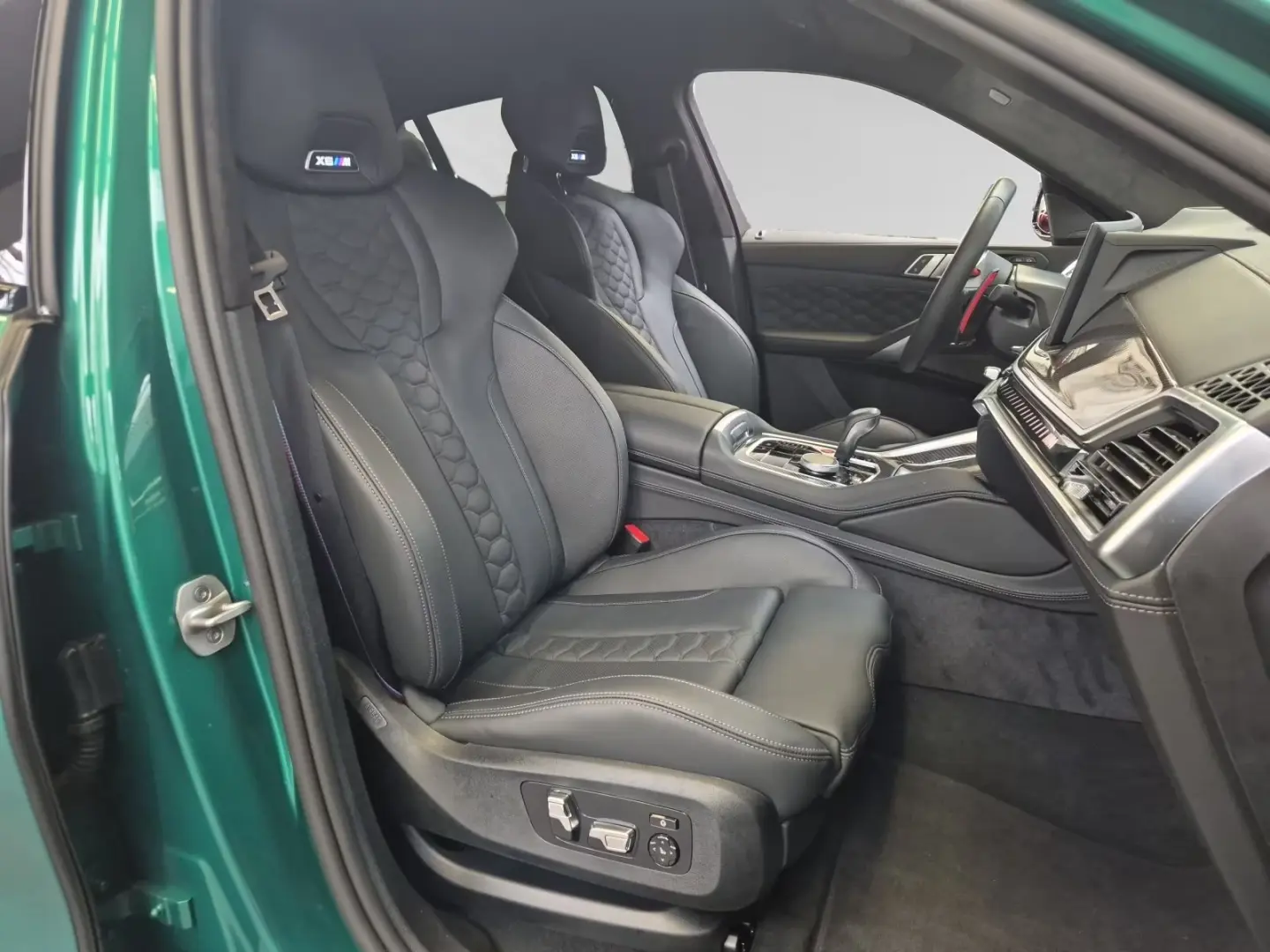 BMW X6 M Competiție Harman Kardon