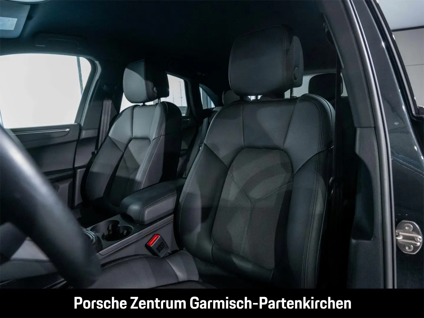 Macan 3-Zonen-Klimaautom. LED LED-hinten