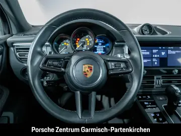 Macan 3-Zonen-Klimaautom. LED LED-hinten