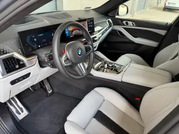 BMW X6 M AHK Pano Carbon Sitzlüft. Sky ACC