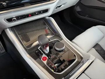 BMW X6 M AHK Pano Carbon Sitzlüft. Sky ACC