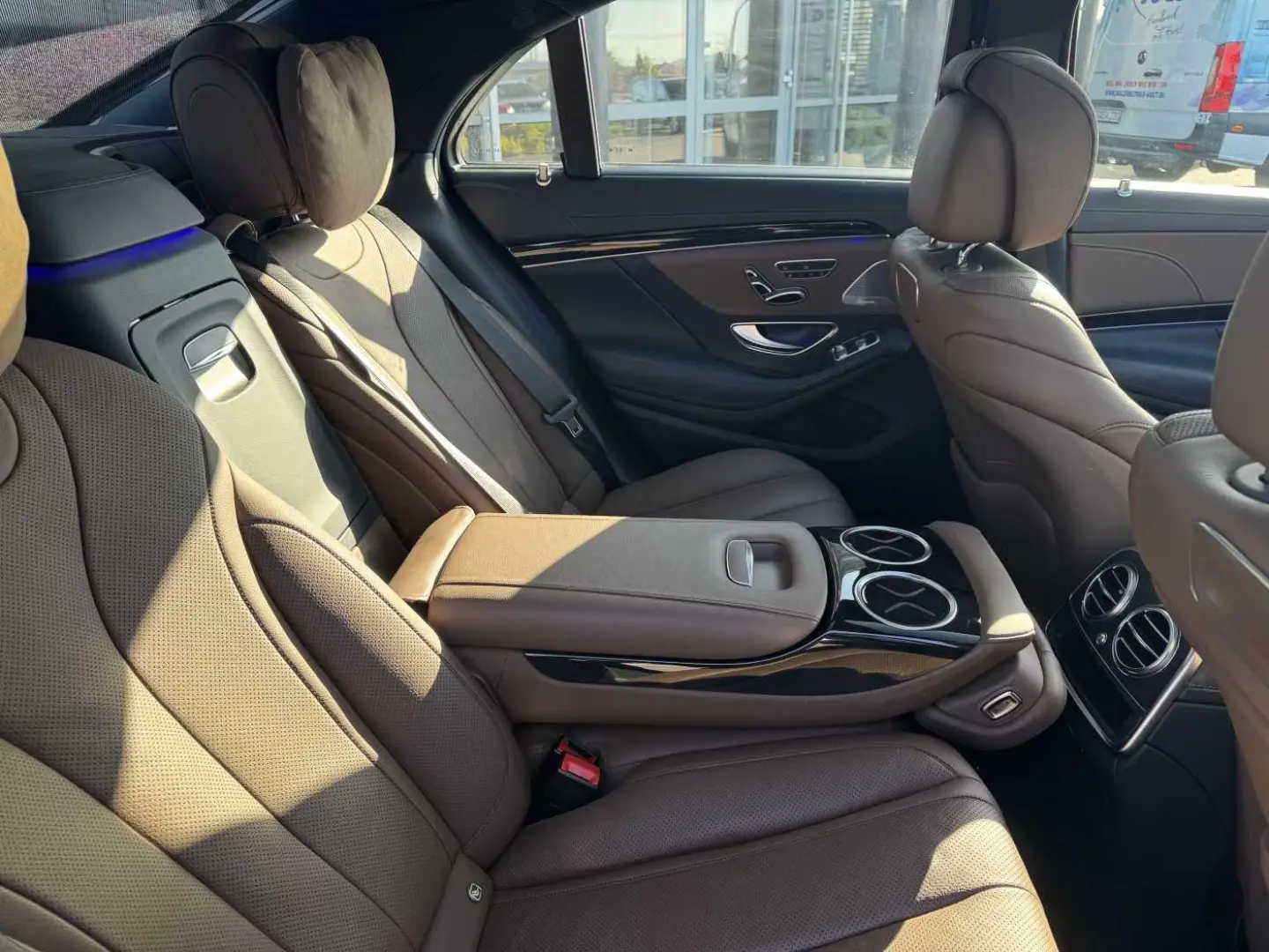 Mercedes-Benz S 400 d 4M AMG Pano Burm Distr