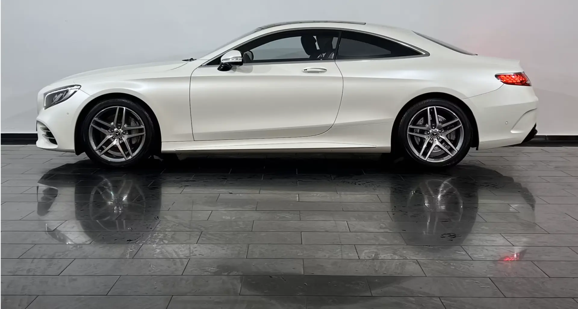 Mercedes-Benz S 560 Coupé AMG 4Matic 1.Hand