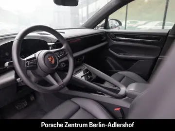 Macan 4 InnoDrive LED-Matrix BOSE Panoramadach