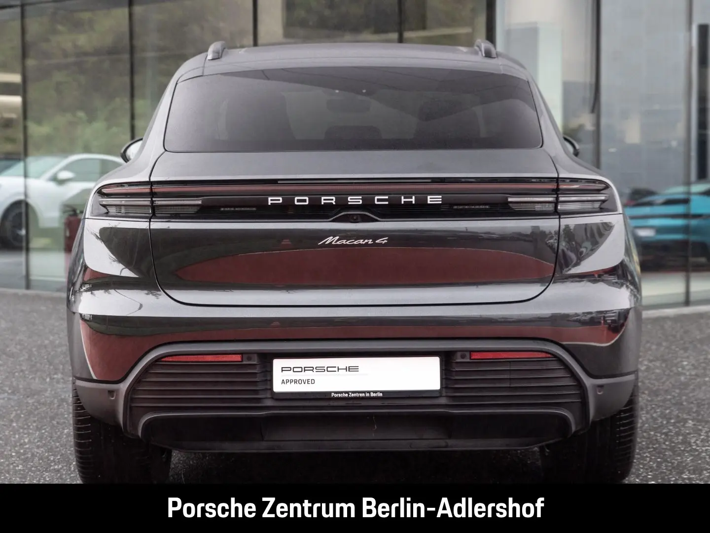 Macan 4 InnoDrive LED-Matrix BOSE Panoramadach