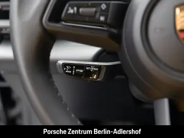 Macan 4 InnoDrive LED-Matrix BOSE Panoramadach