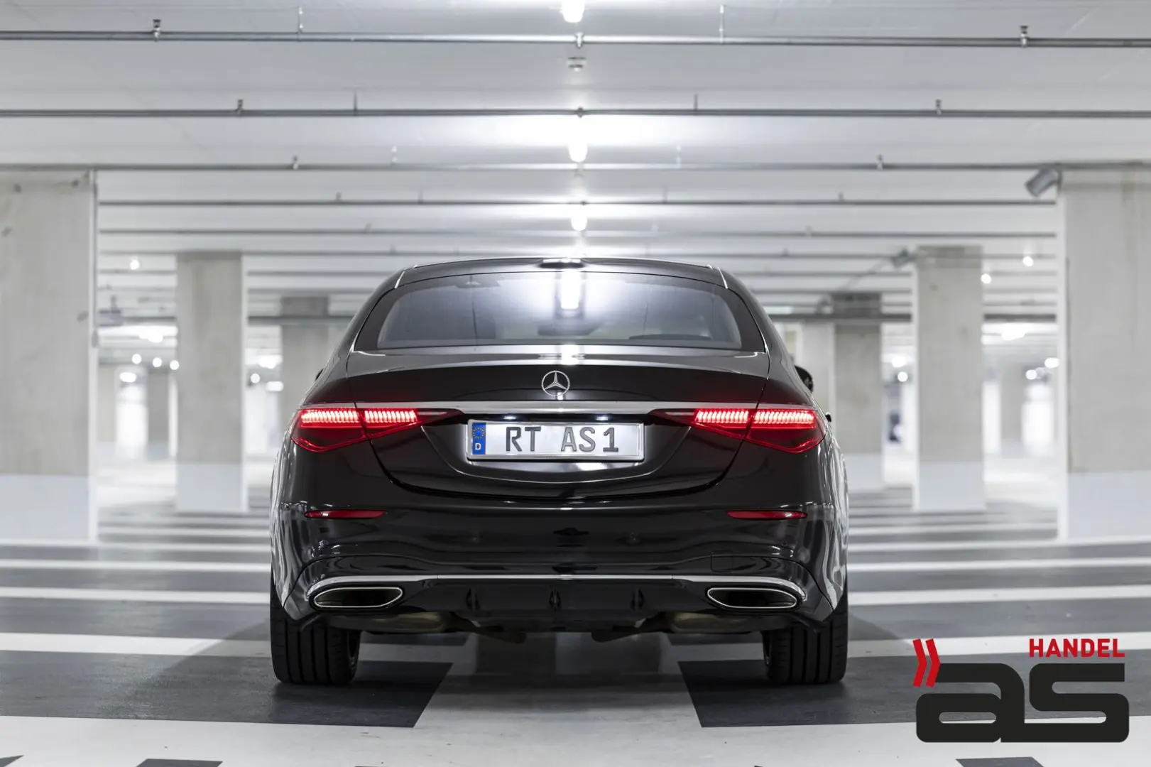 S 580 4M L DriveP First Chauff Execut Pano 3xTV