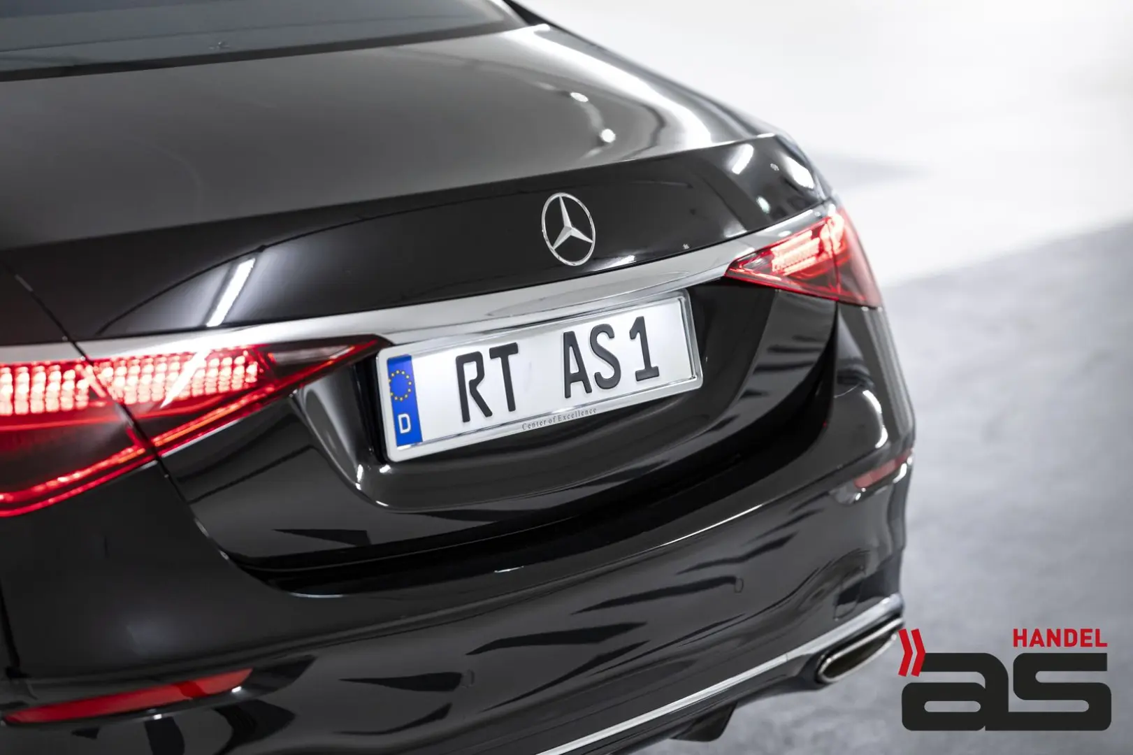 S 580 4M L DriveP First Chauff Execut Pano 3xTV