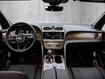 Bentayga S V8 Styling Spec  Naim  Touring Spec