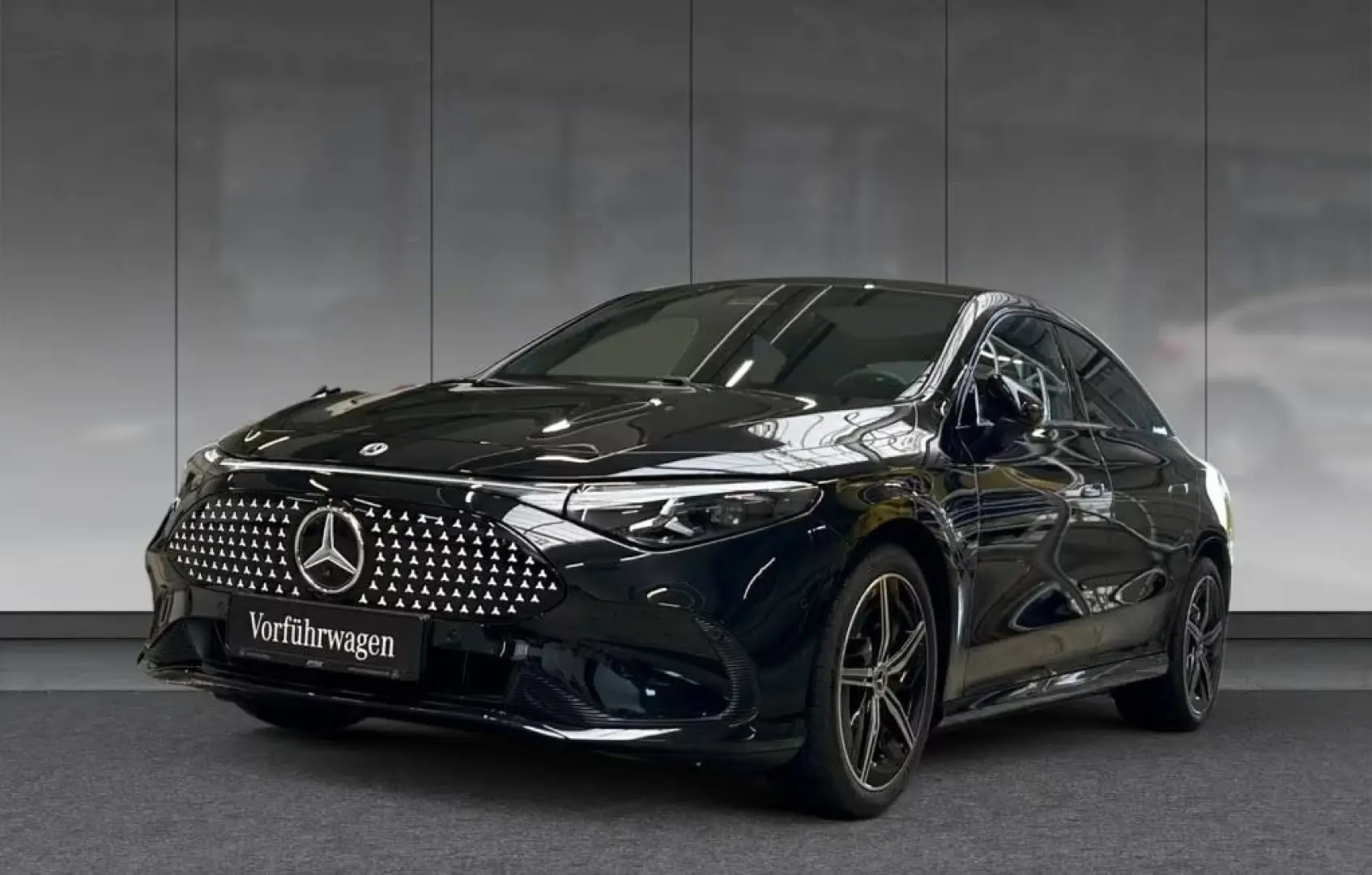 Noul Model Mercedes-Benz CLA 250   mit EQ