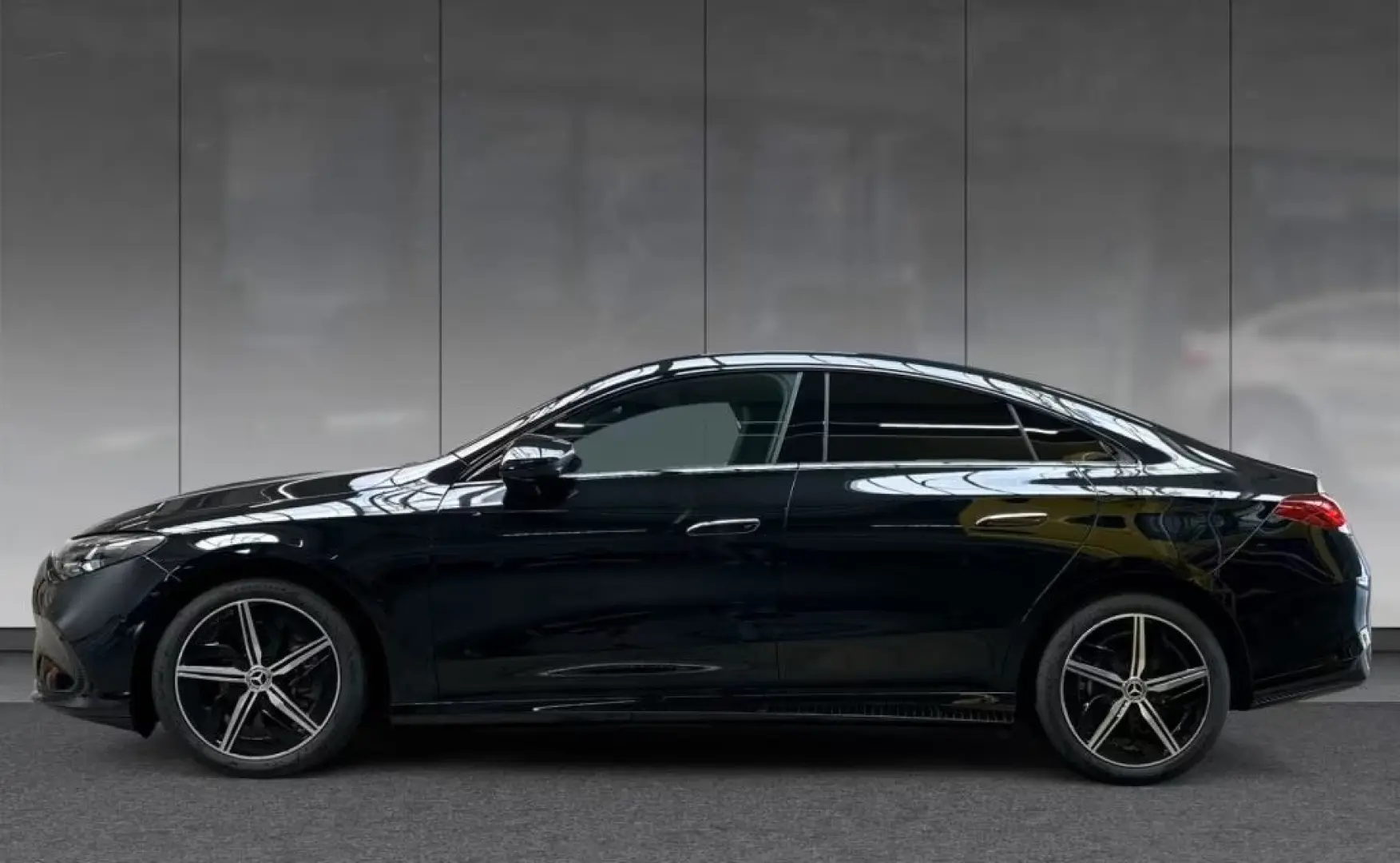 Noul Model Mercedes-Benz CLA 250   mit EQ