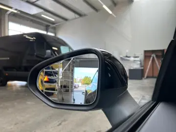 Noul Model Mercedes-Benz CLA 250   mit EQ