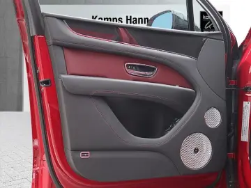 Bentayga Hybrid S  NAIM Carbon Styling