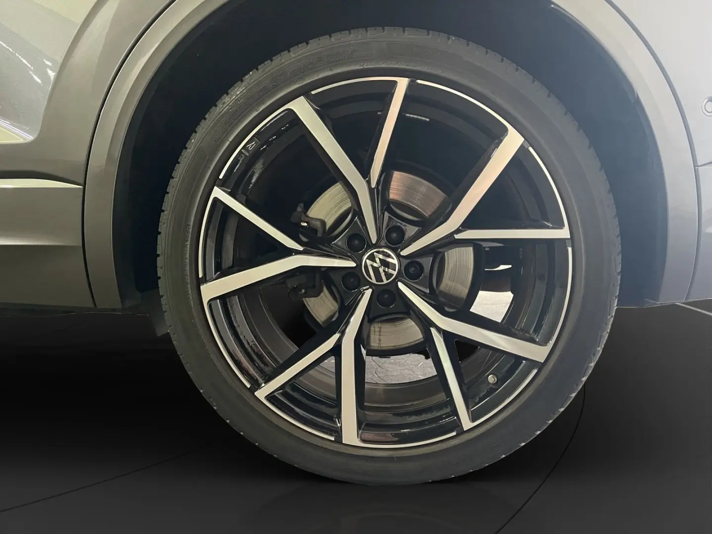 Volkswagen Touareg 3.0 V6 TDI 4M R-Line Panorama Matrix