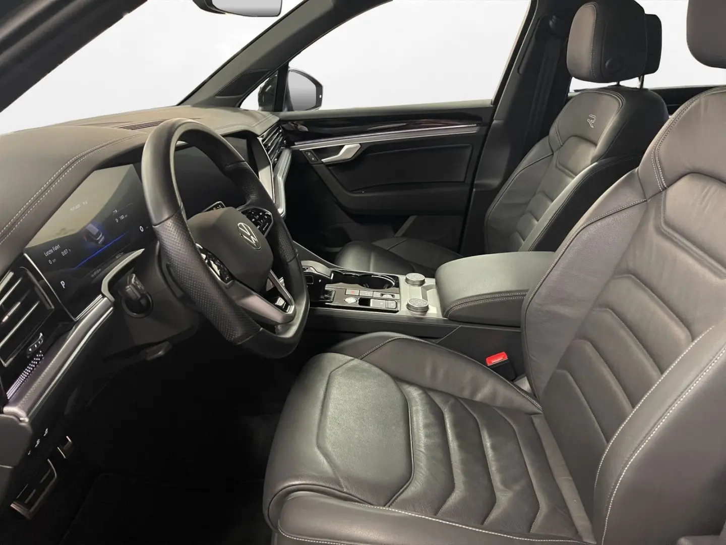 Volkswagen Touareg 3.0 V6 TDI 4M R-Line Panorama Matrix