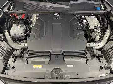 Volkswagen Touareg 3.0 V6 TDI 4M R-Line Panorama Matrix