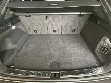 Volkswagen Touareg 3.0 V6 TDI 4M R-Line Panorama Matrix