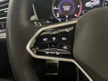 Volkswagen Touareg 3.0 V6 TDI 4M R-Line Panorama Matrix