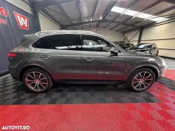 Porsche Cayenne S