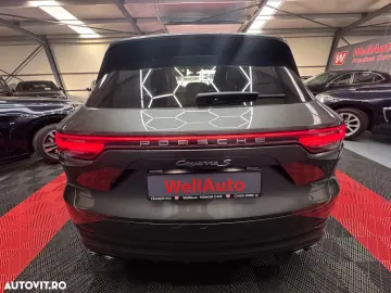 Porsche Cayenne S