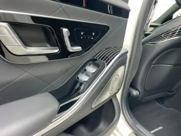 Mercedes-Benz S 580 S -Class Lim. S 580 e AMG LINE