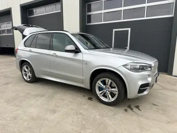 BMW X5 M50