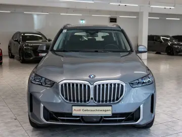 X5 50 e xDrive AHK Innovations-Paket Sensafin 21