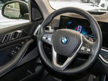 X5 50 e xDrive AHK Innovations-Paket Sensafin 21