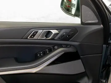 X5 50 e xDrive AHK Innovations-Paket Sensafin 21