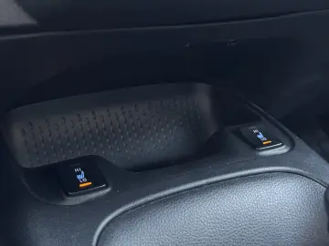 TOYOTA COROLLA 1.8 HYBRID EXCLUSIVE