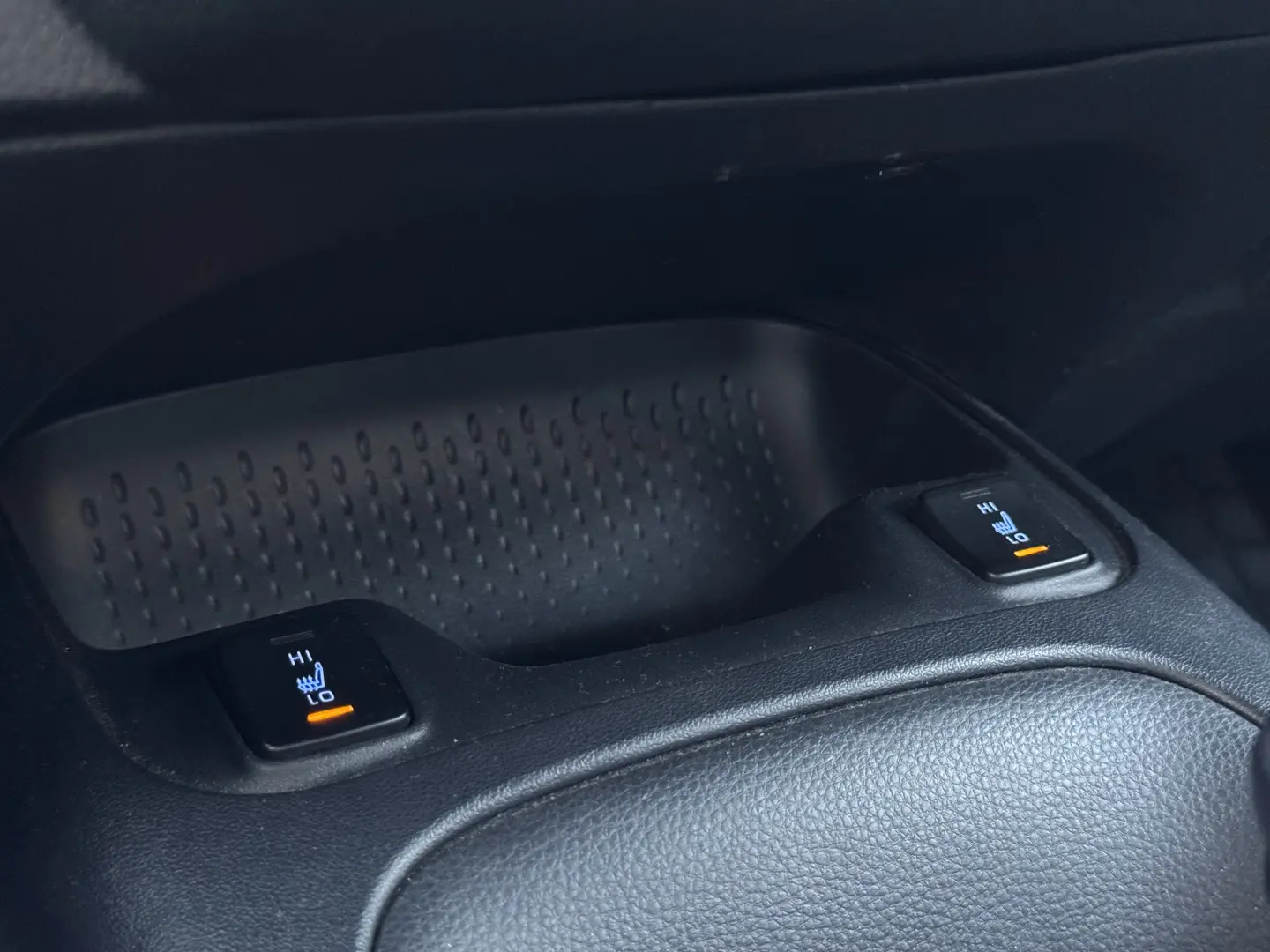 TOYOTA COROLLA 1.8 HYBRID EXCLUSIVE