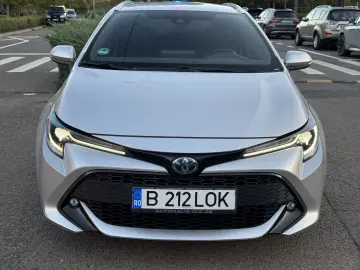 TOYOTA COROLLA 1.8 HYBRID EXCLUSIVE