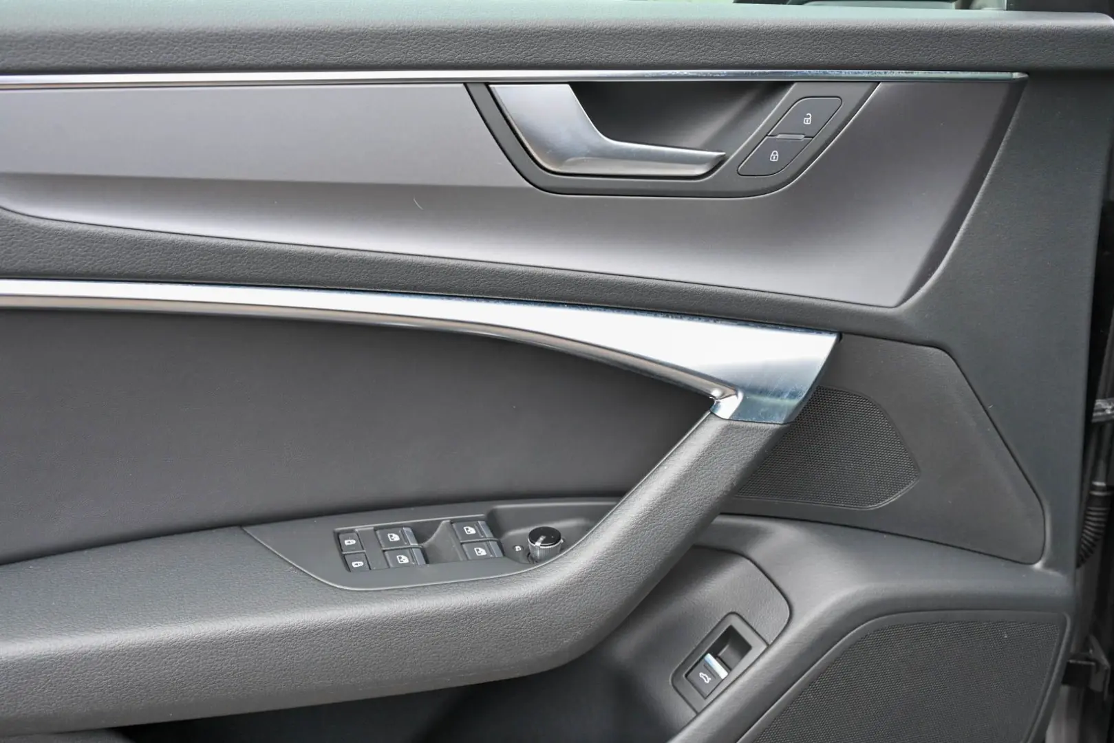 A6 allroad 40 TDI quattro S tronic AHK  HD-MATRI