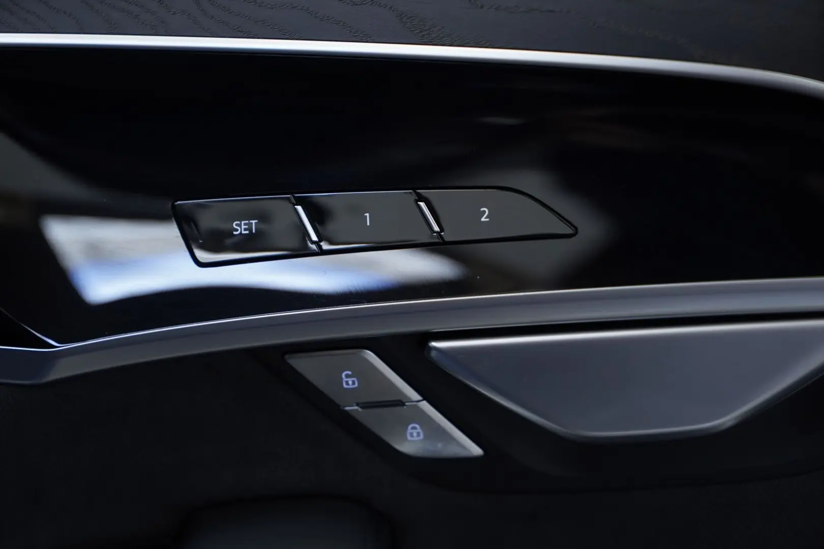 A8 50 TDI q.  2.H  21  ACC Pano LUFT Standhzg.