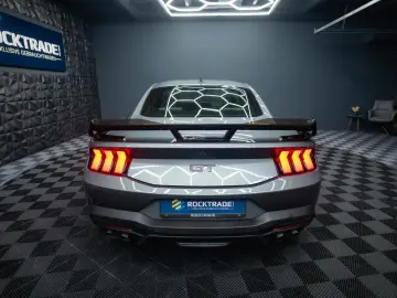 Mustang GT Coupe 5.0 Ti-VCT V8 Performance LED