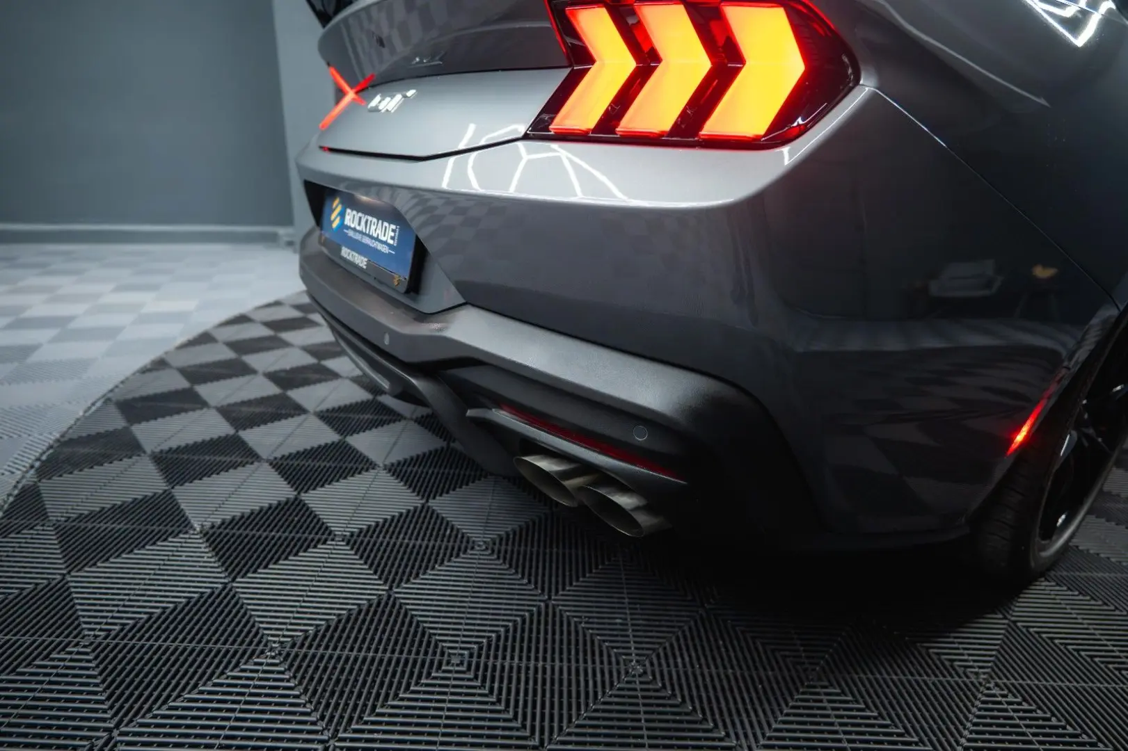 Mustang GT Coupe 5.0 Ti-VCT V8 Performance LED