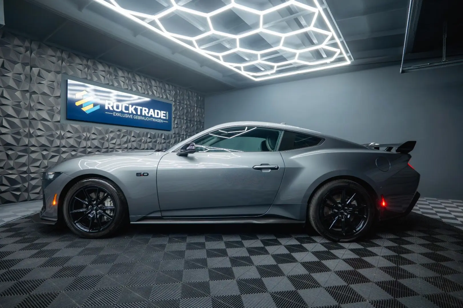 Mustang GT Coupe 5.0 Ti-VCT V8 Performance LED